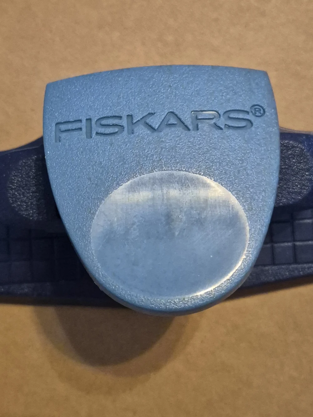 Fiskars Blue Scallop Edge‎ Punch - Set of 2